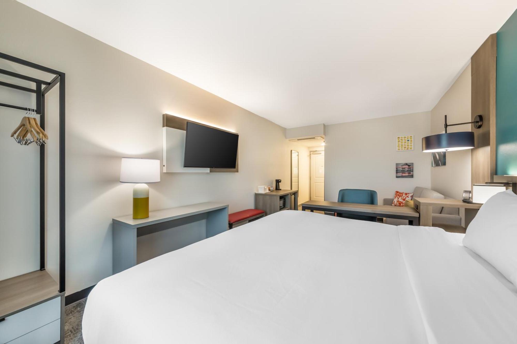 Comfort Suites Fort Myers East I-75 Eksteriør billede