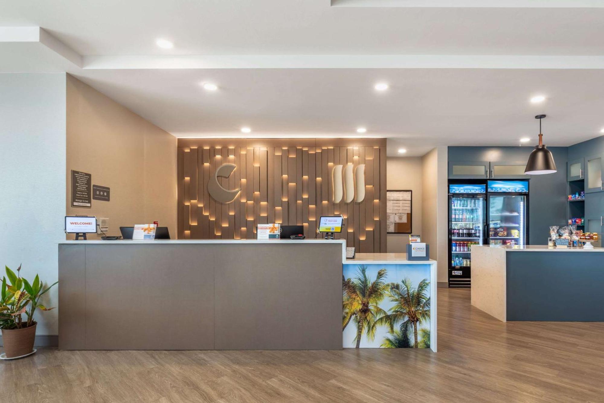 Comfort Suites Fort Myers East I-75 Eksteriør billede
