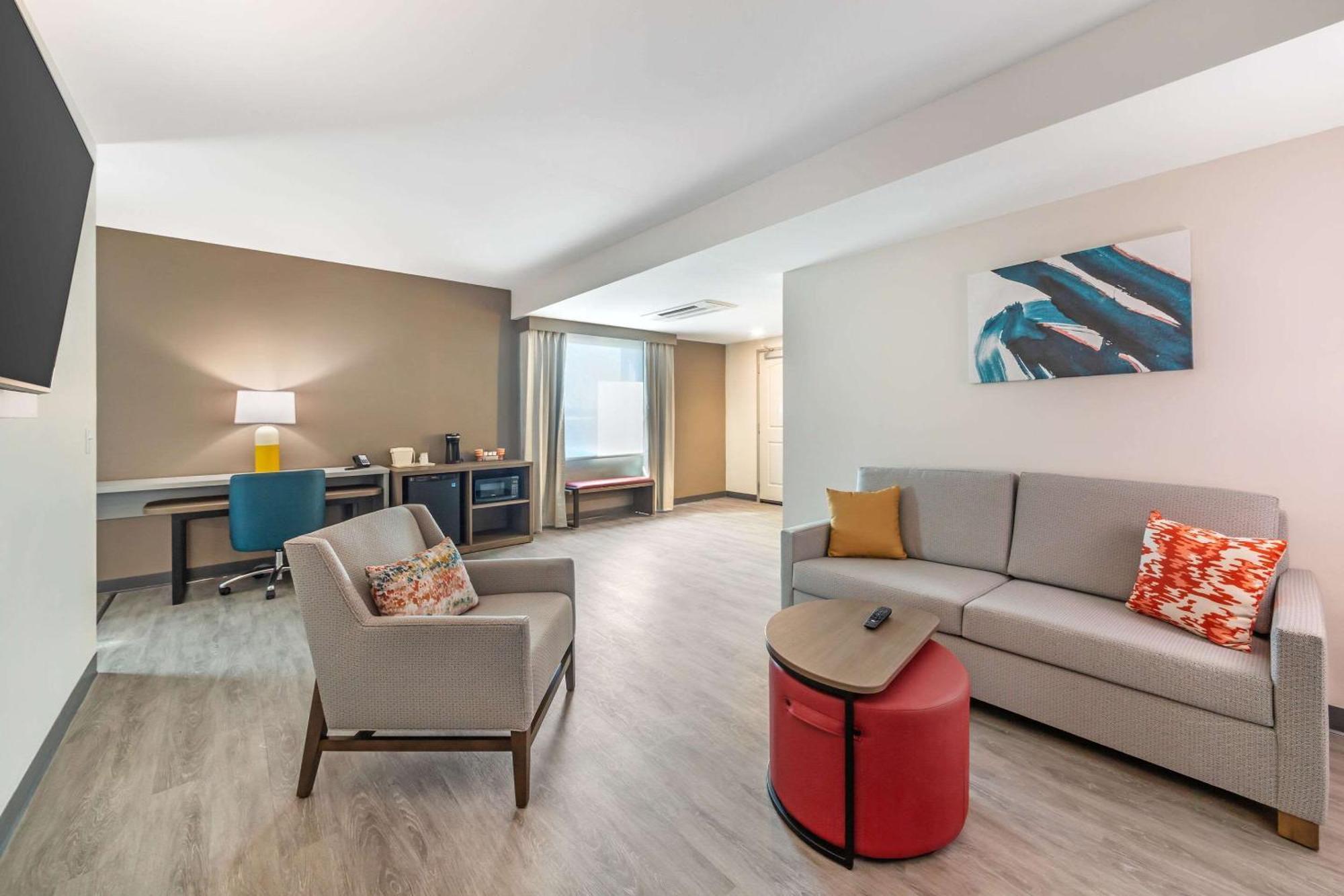 Comfort Suites Fort Myers East I-75 Eksteriør billede